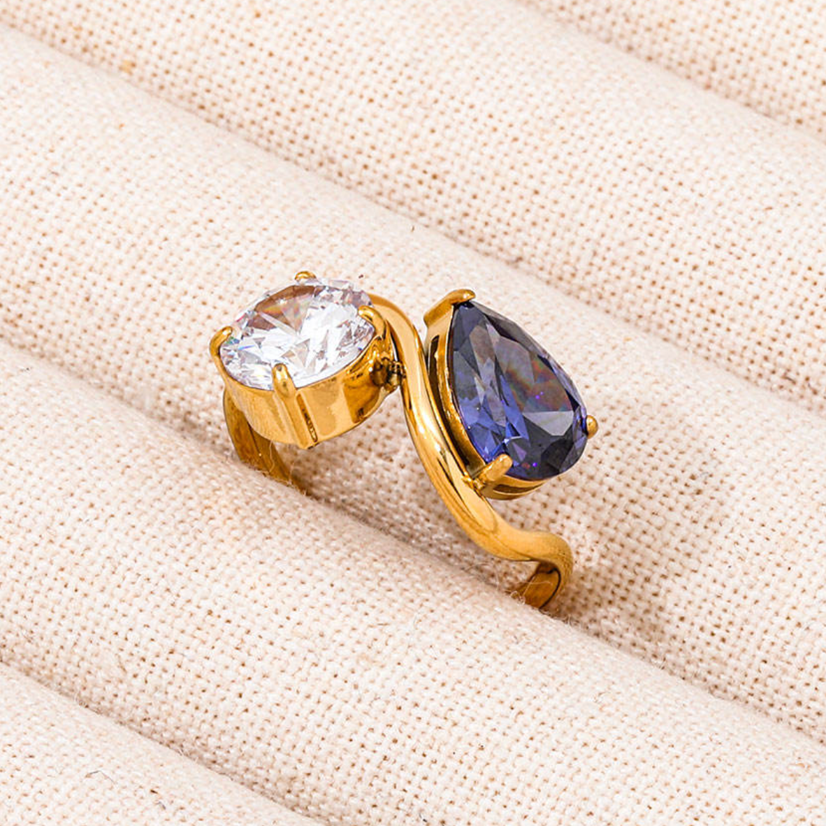 Riviera Sapphire Toi et Moi Ring